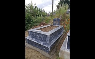 BURSA SİYAHI MERMER MEZARI MODELİMİZ